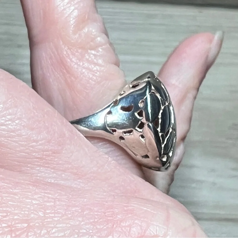 Vintage Designer Marsala Sterling Silver Pebble Cut-Out Dome Ring, Size 6.75